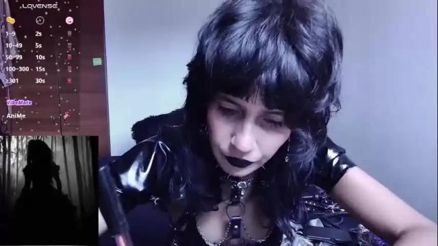 Image 3 of bellatrix25 Stream on Chaturbate on 24 days ago