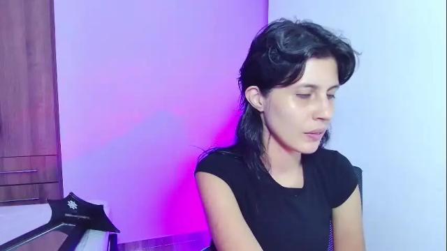 Image 2 of bellatrix25 Stream on Chaturbate on 5 months ago