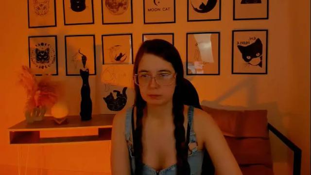 Image 12 of bellatrixllestrange Stream on Chaturbate on 2 months ago