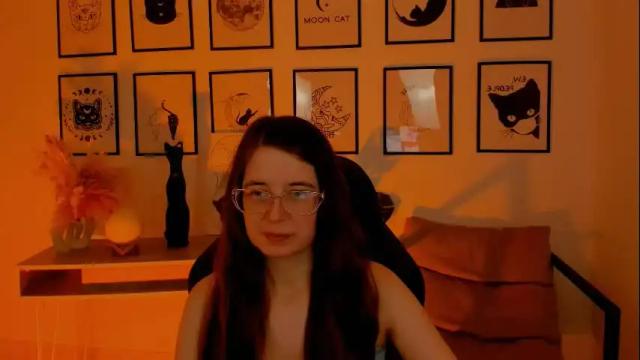 Image 8 of bellatrixllestrange Stream on Chaturbate on 2 months ago