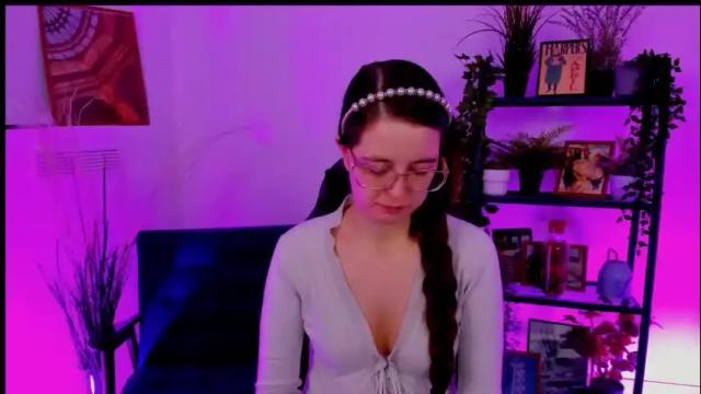 Image 7 of bellatrixllestrange Stream on Chaturbate on 3 days ago