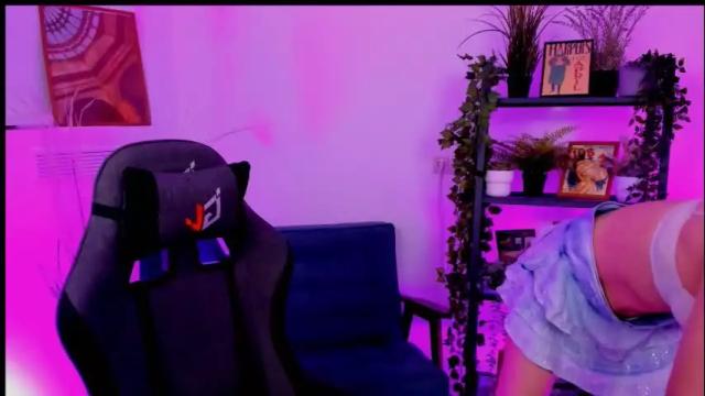 Image 8 of bellatrixllestrange Stream on Chaturbate on 3 days ago