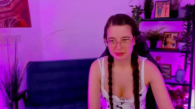 Image 10 of bellatrixllestrange Stream on Chaturbate on 2 months ago