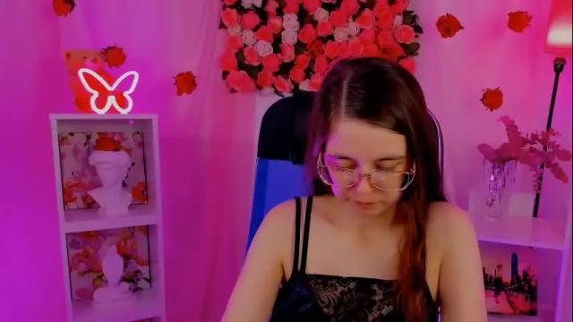Image 4 of bellatrixllestrange Stream on Chaturbate on 2 months ago