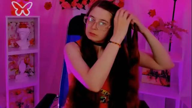 Image 2 of bellatrixllestrange Stream on Chaturbate on 2 months ago