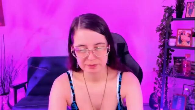 Image 10 of bellatrixllestrange Stream on Chaturbate on 2 months ago