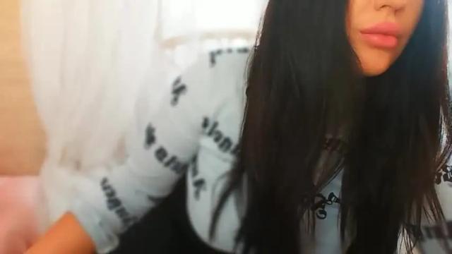 Thumbnail 1, bellatuabrunette's Stream at Chaturbate, 22 months ago