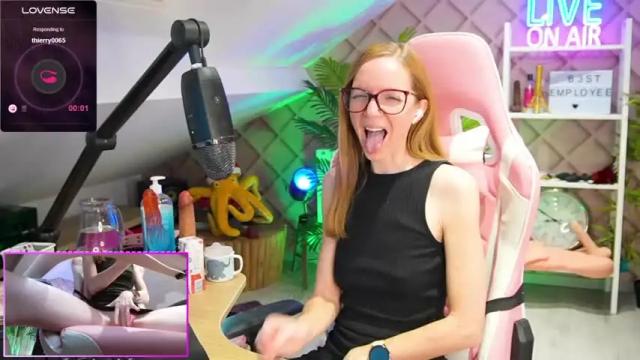 Image 3 of belle_alice Stream on Chaturbate on 16 months ago