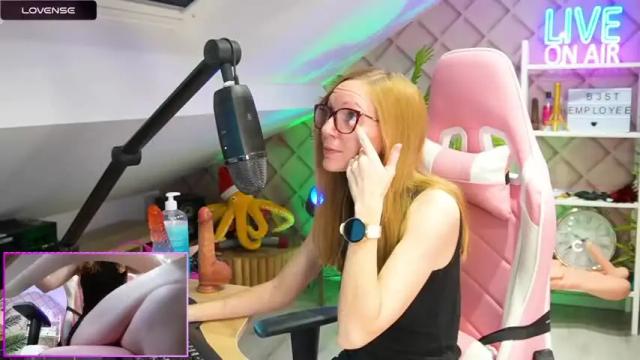 Image 10 of belle_alice Stream on Chaturbate on 16 months ago