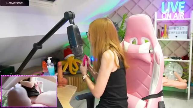 Image 2 of belle_alice Stream on Chaturbate on 16 months ago