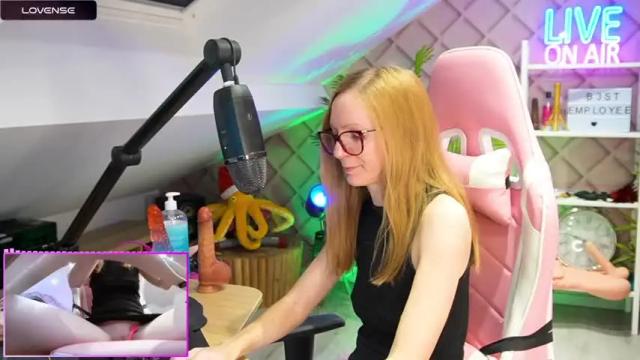 Image 6 of belle_alice Stream on Chaturbate on 16 months ago
