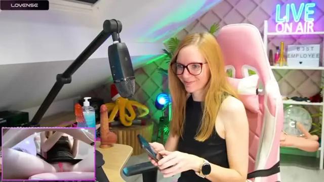 Image 8 of belle_alice Stream on Chaturbate on 16 months ago