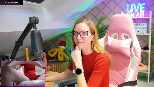 Image 12 of belle_alice Stream on Chaturbate on 14 months ago