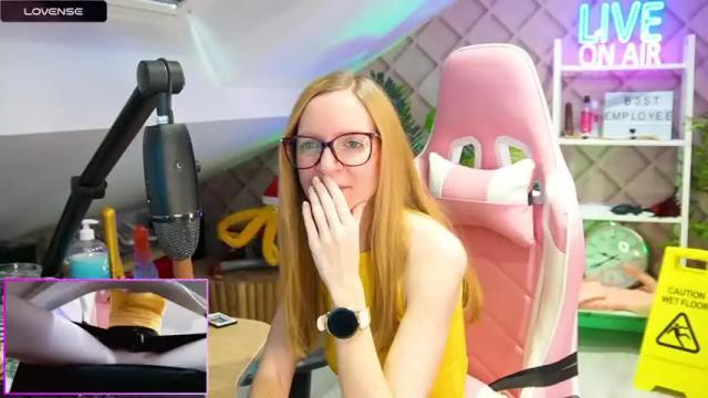 Image 6 of belle_alice Stream on Chaturbate on 14 months ago