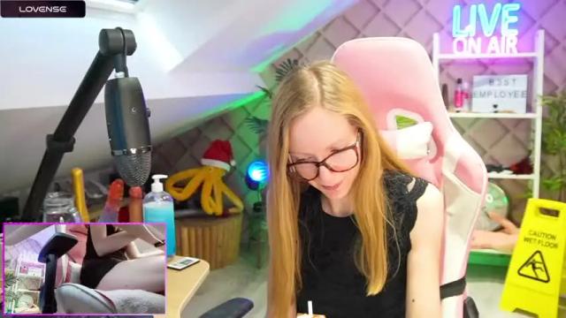 Image 4 of belle_alice Stream on Chaturbate on 14 months ago