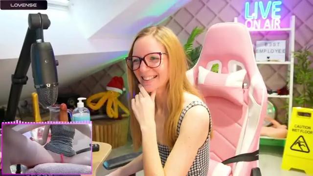 Image 10 of belle_alice Stream on Chaturbate on 14 months ago