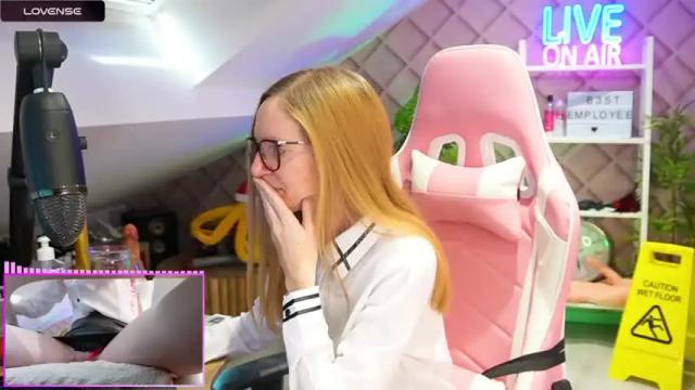 Thumbnail 2, belle_alice's Stream at Chaturbate, 14 months ago