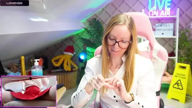Thumbnail 1, belle_alice's Stream at Chaturbate, 13 months ago