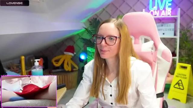 Image 4 of belle_alice Stream on Chaturbate on 13 months ago