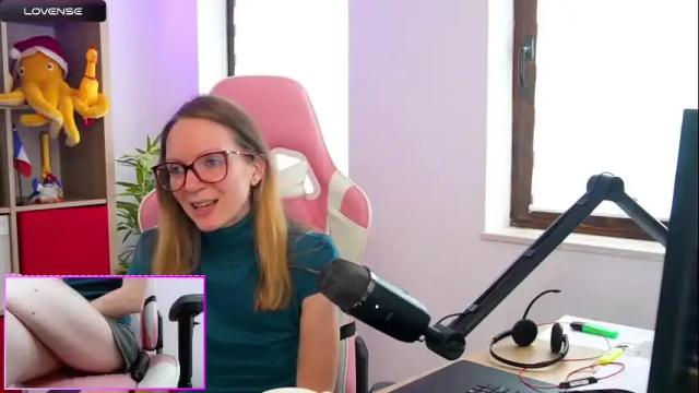 Image 6 of belle_alice Stream on Chaturbate on 1 month ago
