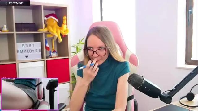 Image 8 of belle_alice Stream on Chaturbate on 1 month ago