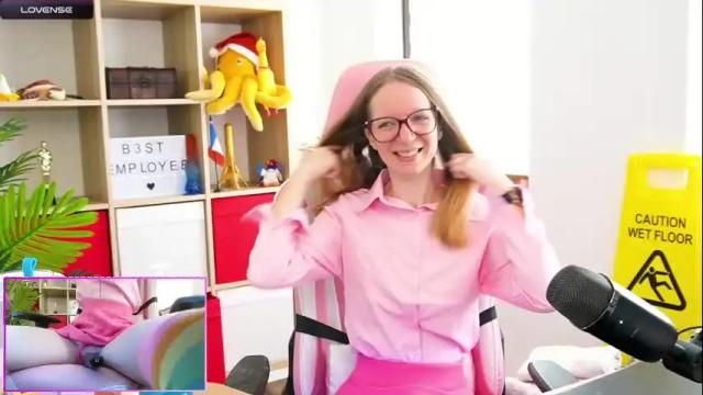Image 4 of belle_alice Stream on Chaturbate on 1 month ago