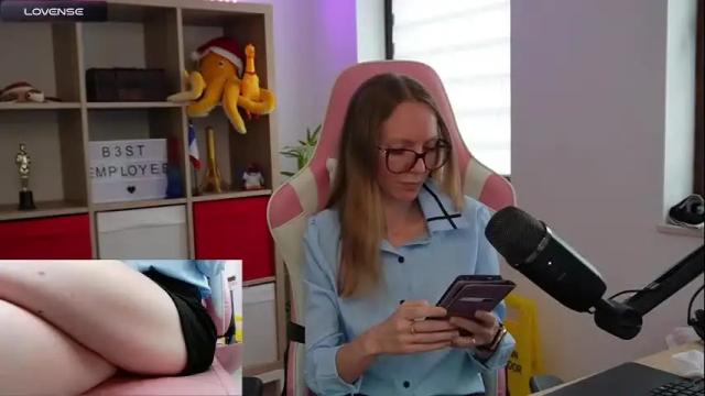Image 12 of belle_alice Stream on Chaturbate on 22 days ago