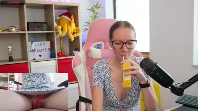 Image 12 of belle_alice Stream on Chaturbate on 4 months ago