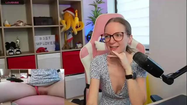 Image 10 of belle_alice Stream on Chaturbate on 3 months ago