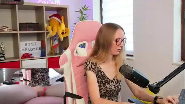 Image 4 of belle_alice Stream on Chaturbate on 3 months ago