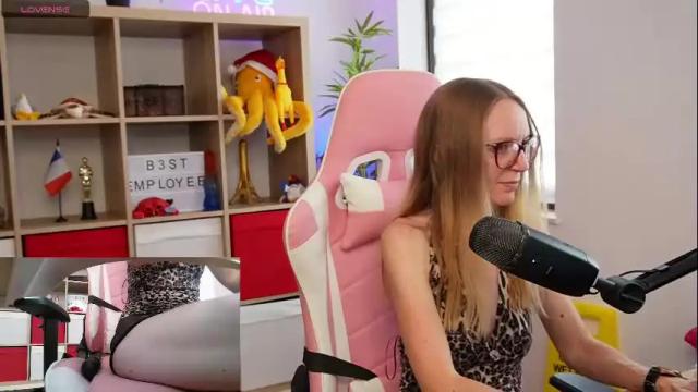 Image 12 of belle_alice Stream on Chaturbate on 3 months ago