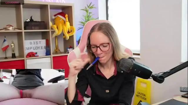 Image 6 of belle_alice Stream on Chaturbate on 3 months ago