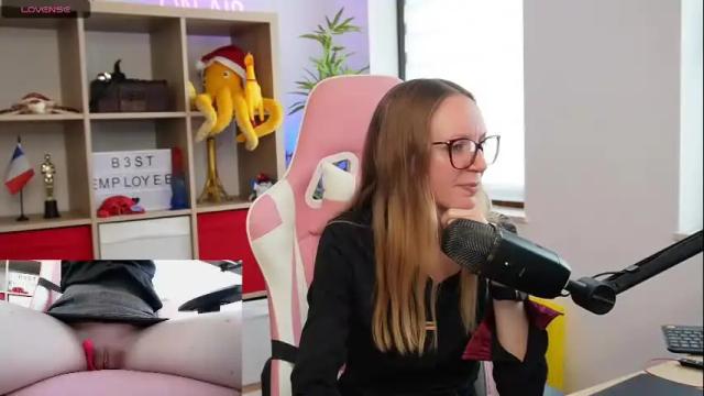 Image 8 of belle_alice Stream on Chaturbate on 3 months ago