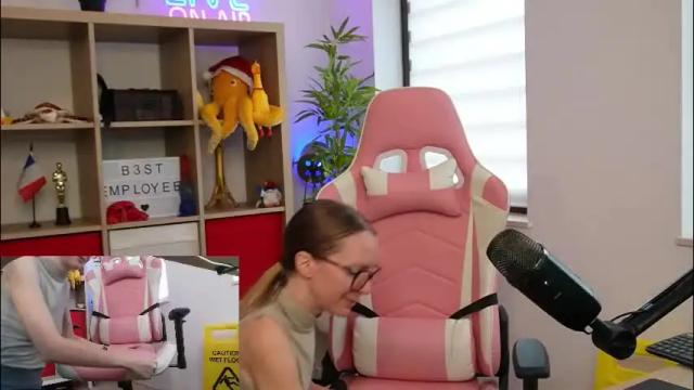 Image 3 of belle_alice Stream on Chaturbate on 2 months ago