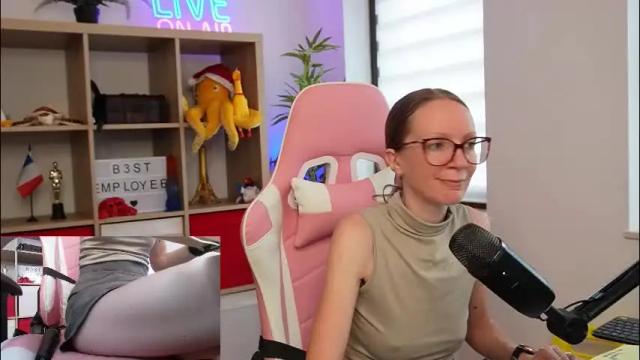 Image 4 of belle_alice Stream on Chaturbate on 2 months ago