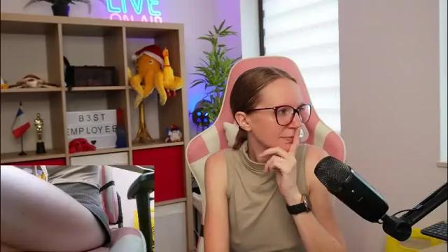 Image 6 of belle_alice Stream on Chaturbate on 2 months ago