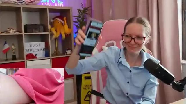 Image 4 of belle_alice Stream on Chaturbate on 2 months ago