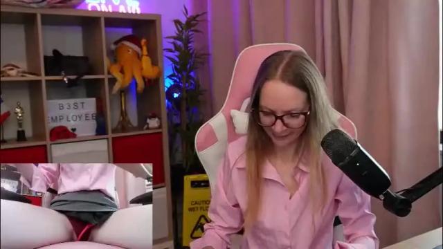 Image 12 of belle_alice Stream on Chaturbate on 1 month ago