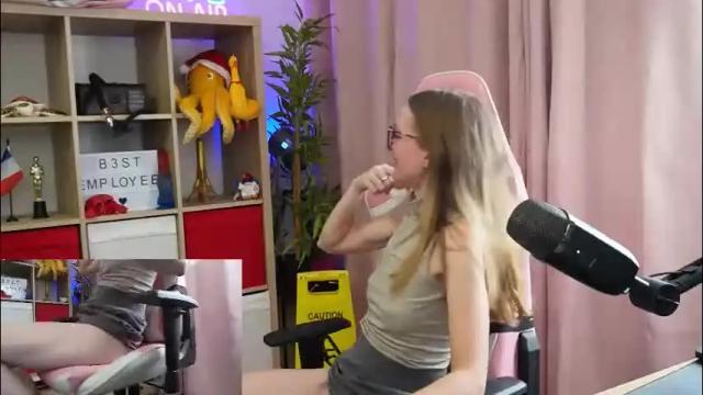Image 6 of belle_alice Stream on Chaturbate on 1 month ago