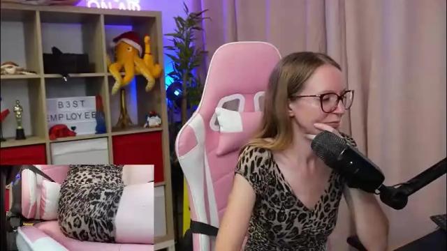 Image 2 of belle_alice Stream on Chaturbate on 1 month ago