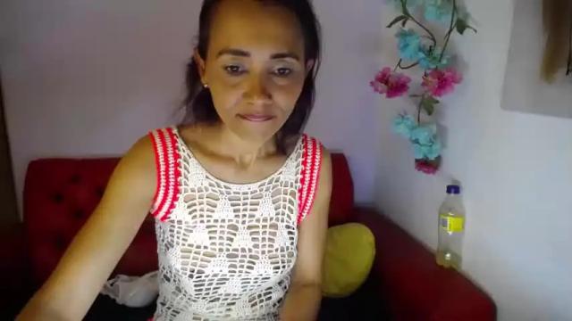 Image 12 of belle_louss Stream on Chaturbate on 20 months ago