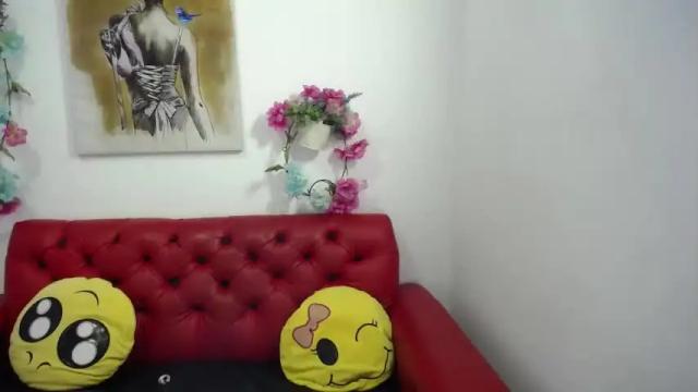 Image 11 of belle_louss Stream on Chaturbate on 20 months ago