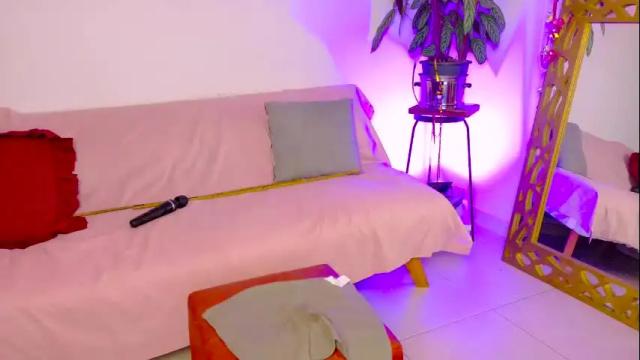 Image 8 of belle_seduction Stream on Chaturbate on 1 month ago
