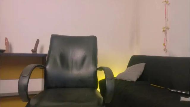 Image 6 of belle_seduction Stream on Chaturbate on 13 days ago