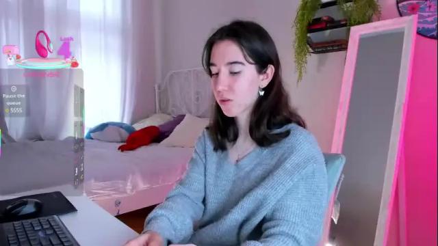 Image 2 of belle_via Stream on Chaturbate on 2 months ago