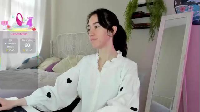Thumbnail 1, belle_via's Stream at Chaturbate, 2 months ago
