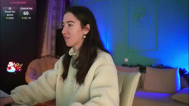 Image 2 of belle_via Stream on Chaturbate on 27 days ago