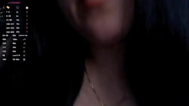 Image 3 of bellelovexx Stream on Chaturbate on 4 months ago
