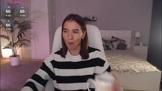 Image 11 of bellla_haddid Stream on Chaturbate on 1 month ago