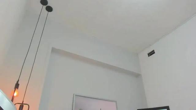 Image 10 of bellota_flak Stream on Chaturbate on 12 months ago